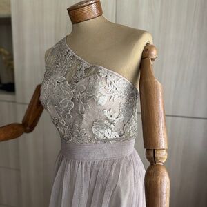 Beautiful Bella Bridesmaid dress - NWT! Size 4